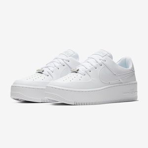 Nike Air Force 1 Sage Low